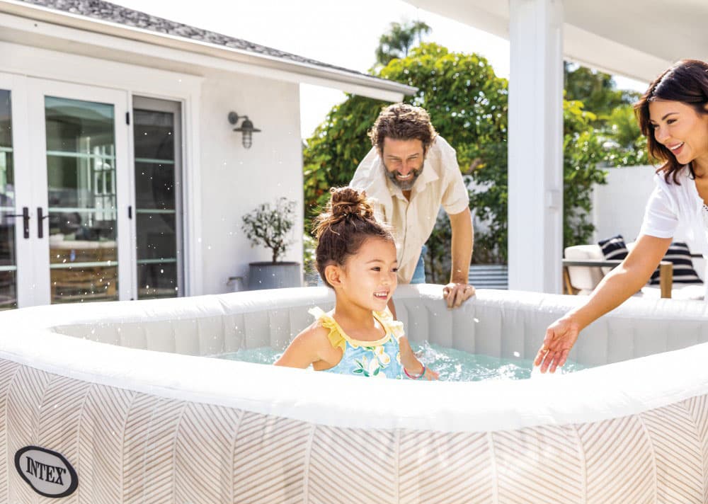 Nadmuchiwane SPA kwadratowe basen z hydromasażem 6 os. 196x71 cm akcesoria premium INTEX 28472