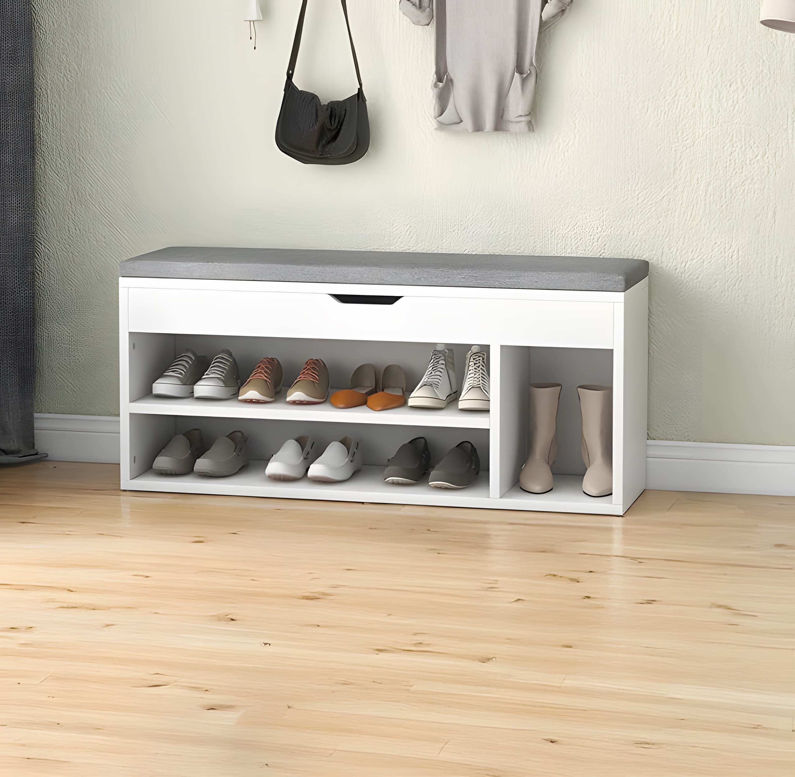 Szafka na buty z szarą poduszką i otwieranym siedziskiem 3 półki biała ModernHome